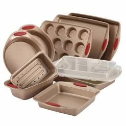 Cucina 10-Piece Latte and Cranberry Bakeware Set by Rachael Ray