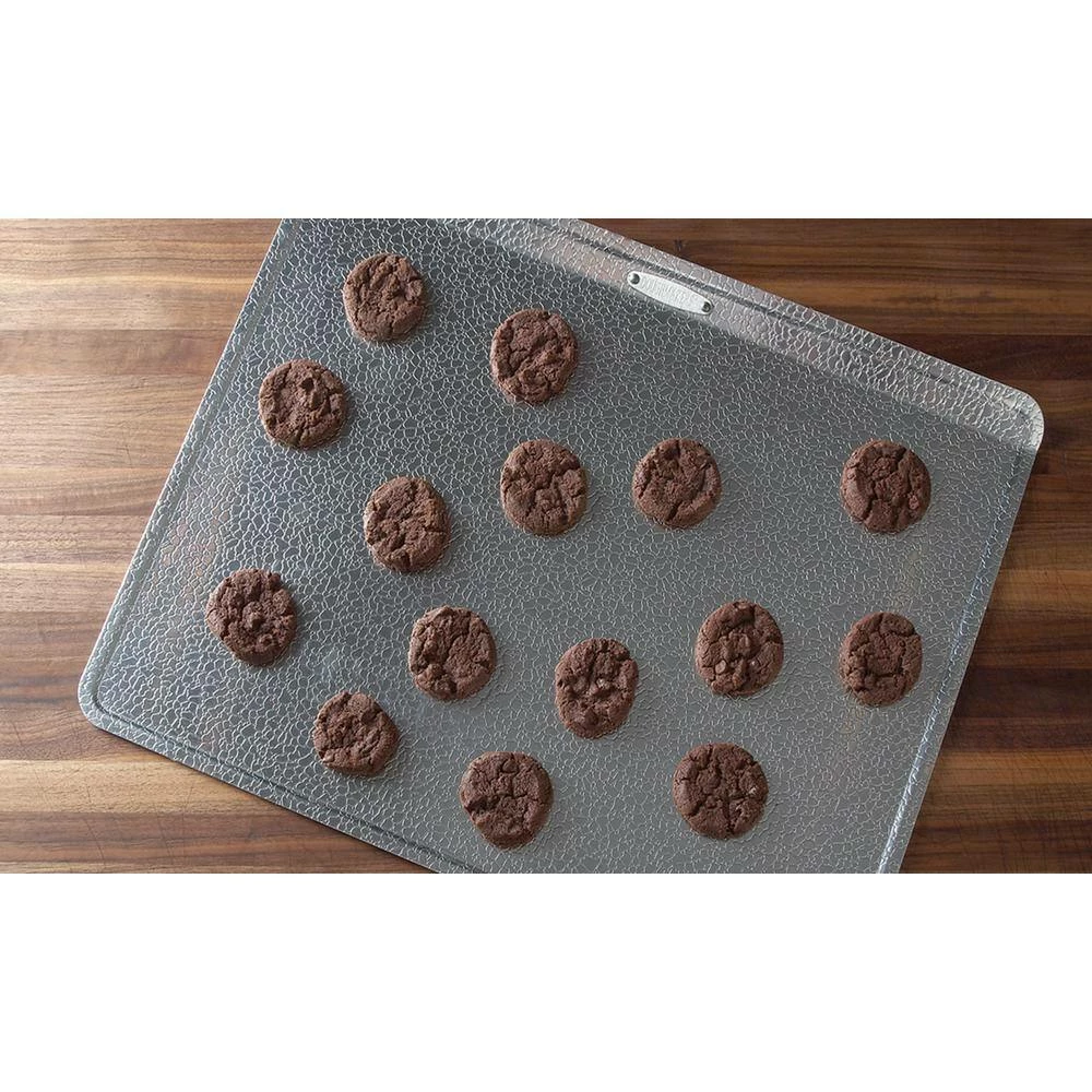 14 in. x 20 5 in. Grand Cookie Sheet by Doughmakers 2 14 in. x 20 5 in. Grand Cookie Sheet by Doughmakers - Image 2