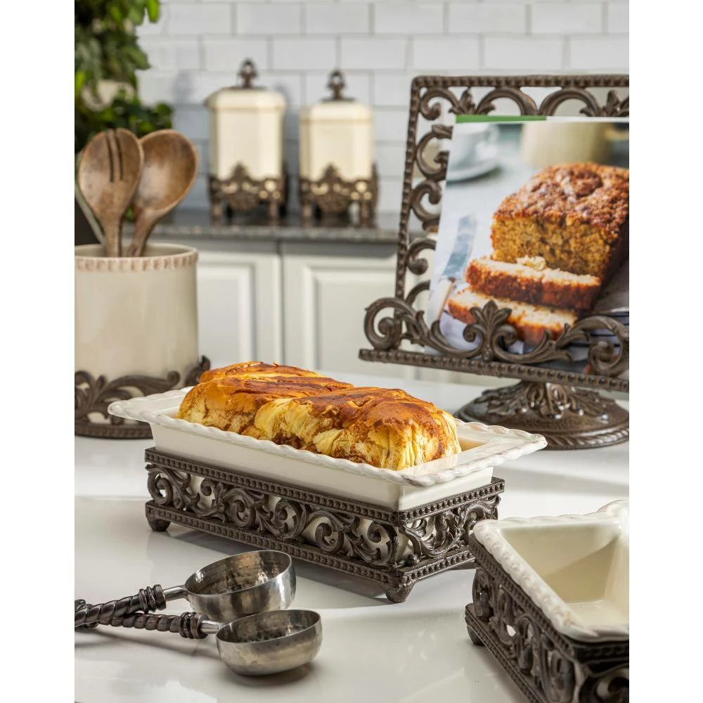 Stoneware Loaf Dish/Metal Base Bakeware by GG COLLECTION 2 Stoneware Loaf Dish/Metal Base Bakeware by GG COLLECTION - Image 2