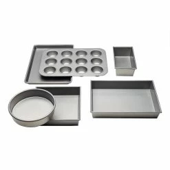Commercial II 6-Piece Non-Stick Bakeware Set by Chicago Metallic