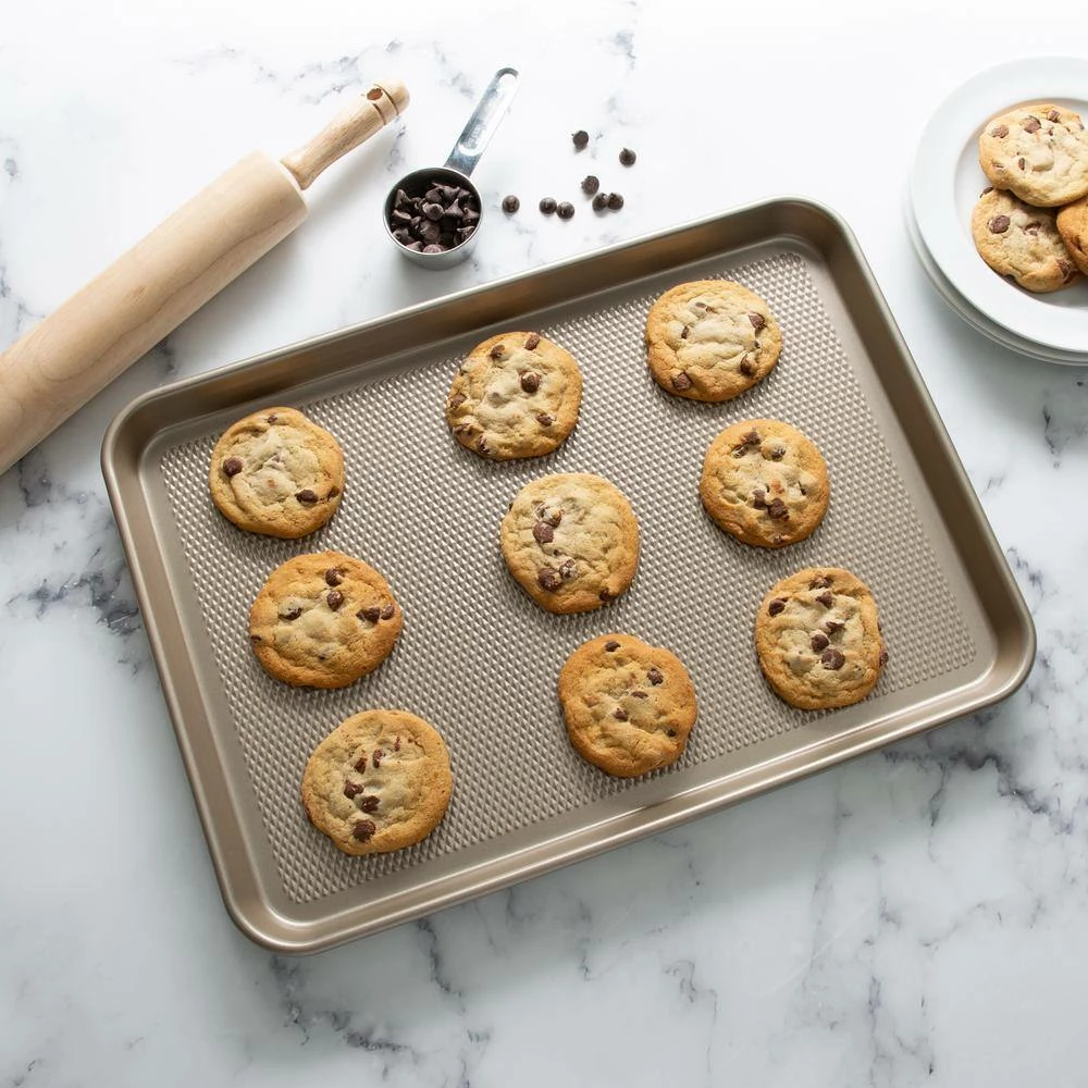 Nonstick Baking Sheet with Diamond Base by Kitchen Details 5 Nonstick Baking Sheet with Diamond Base by Kitchen Details - Image 5