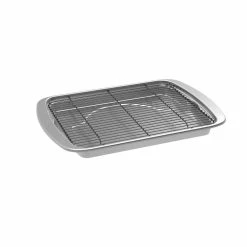 Oven Crisp Baking Tray by Nordic Ware