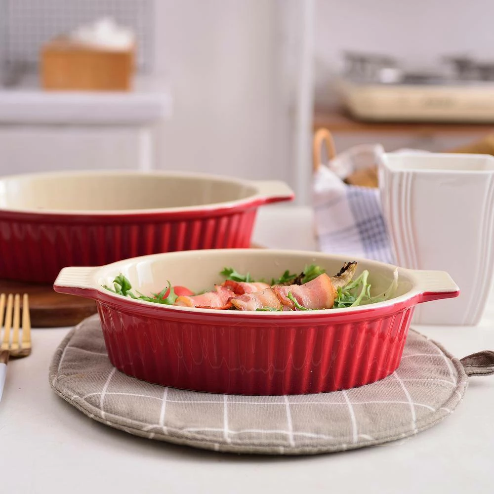 2-Piece Red Oval Porcelain Bakeware Set 9.5 in. and 11.25 in. Baking Dish Pans by MALACASA 4 2-Piece Red Oval Porcelain Bakeware Set 9.5 in. and 11.25 in. Baking Dish Pans by MALACASA - Image 4